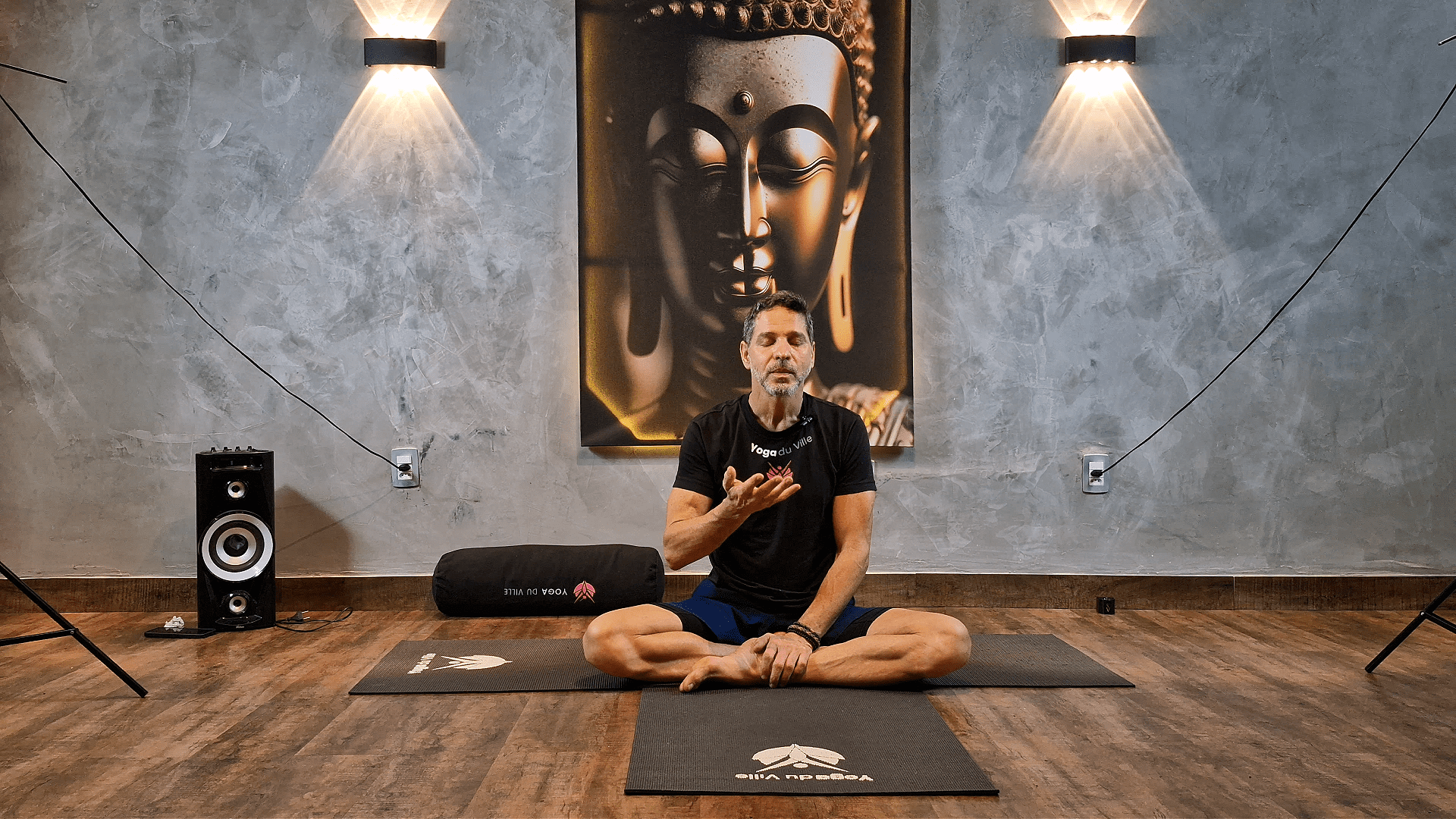 Exercício de respiração quadrada no yoga para foco